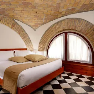 *** Aparthotel Termini Italia
